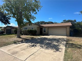 1113 Memorial Pkwy, Portland, TX 78374