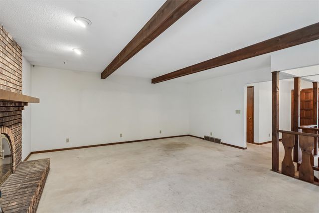 1006 SE Uehlamar Drive, Ankeny, IA 50021