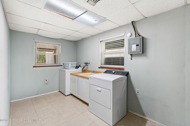 5410 Quail Hollow Drive, Merritt Island, FL 32953