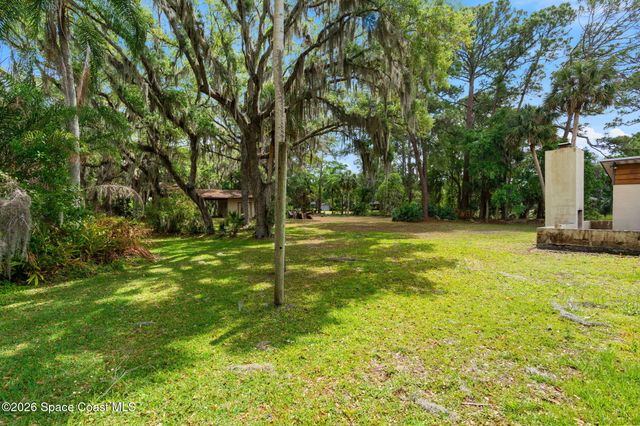 5410 Quail Hollow Drive, Merritt Island, FL 32953