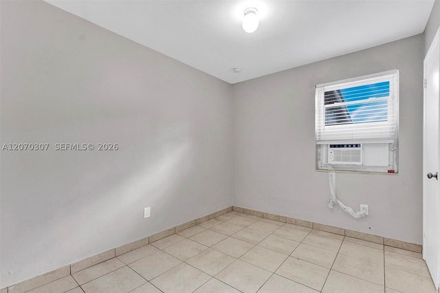 551 NW 30th Ter, Fort Lauderdale, FL 33311
