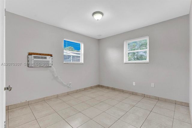 551 NW 30th Ter, Fort Lauderdale, FL 33311