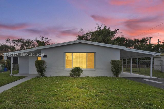 551 NW 30th Ter, Fort Lauderdale, FL 33311