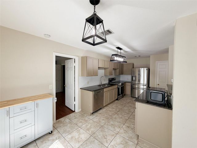 2224 Coats CIR, Austin, TX 78748