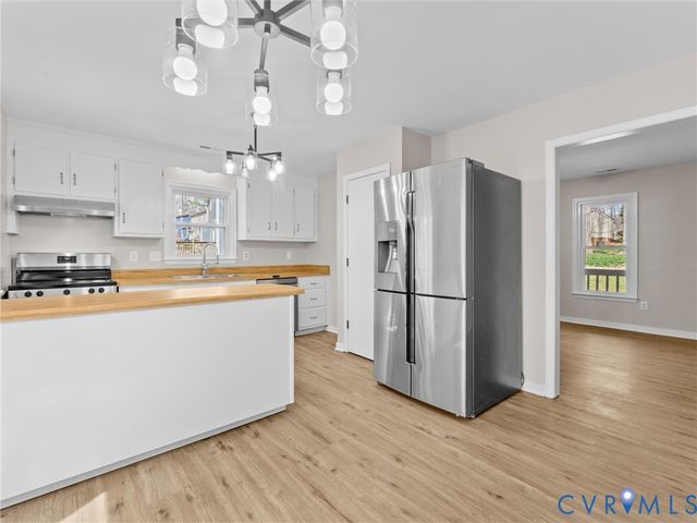 7104 Deer Run Ln, Midlothian, VA 23112