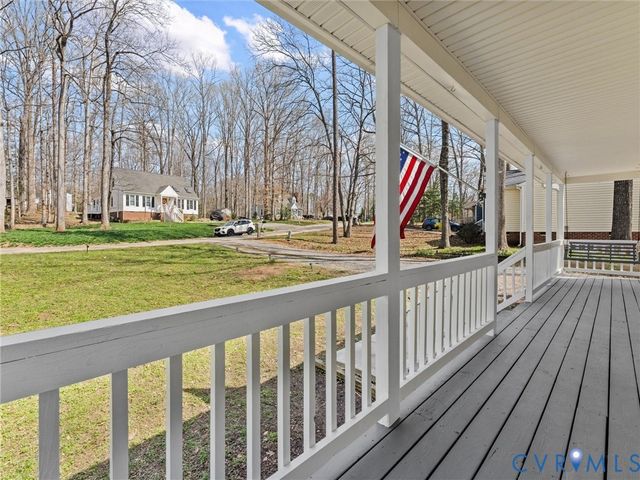 7104 Deer Run Ln, Midlothian, VA 23112