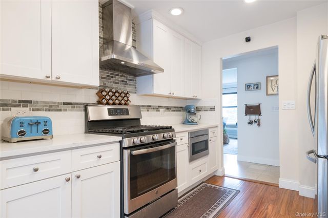 643 Pelham Road 7 D, New Rochelle, NY 10805