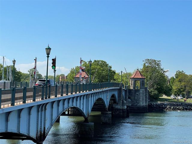 643 Pelham Road 7 D, New Rochelle, NY 10805