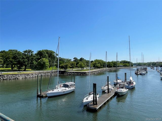 643 Pelham Road 7 D, New Rochelle, NY 10805