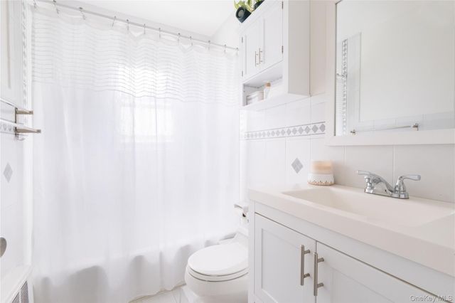 643 Pelham Road 7 D, New Rochelle, NY 10805