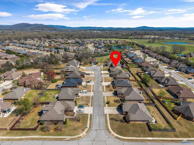 4608 Talbot Drive, Owens Cross Roads, AL 35763