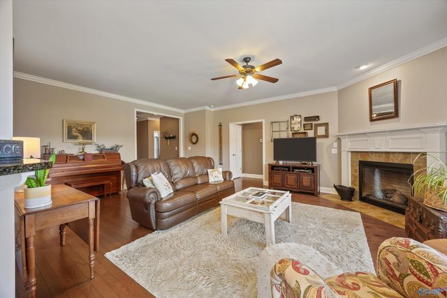 4608 Talbot Drive, Owens Cross Roads, AL 35763