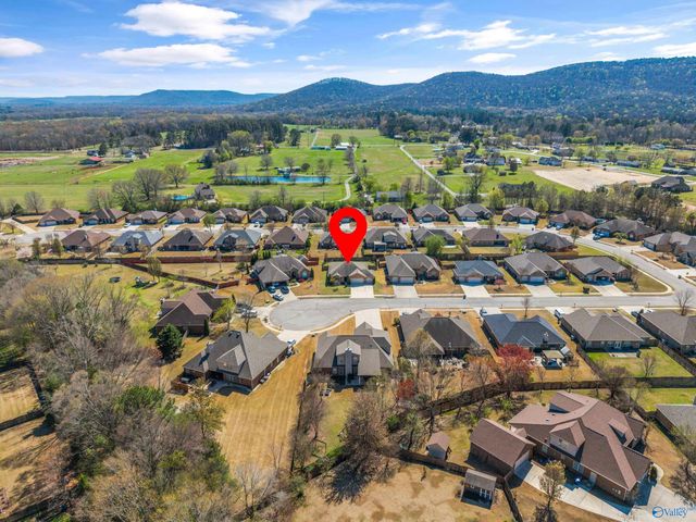 4608 Talbot Drive, Owens Cross Roads, AL 35763