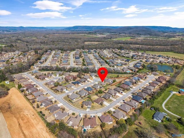 4608 Talbot Drive, Owens Cross Roads, AL 35763