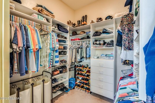 1894 E Longspur Place, Green Valley, AZ 85614