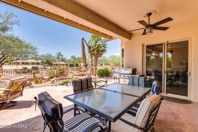 1894 E Longspur Place, Green Valley, AZ 85614