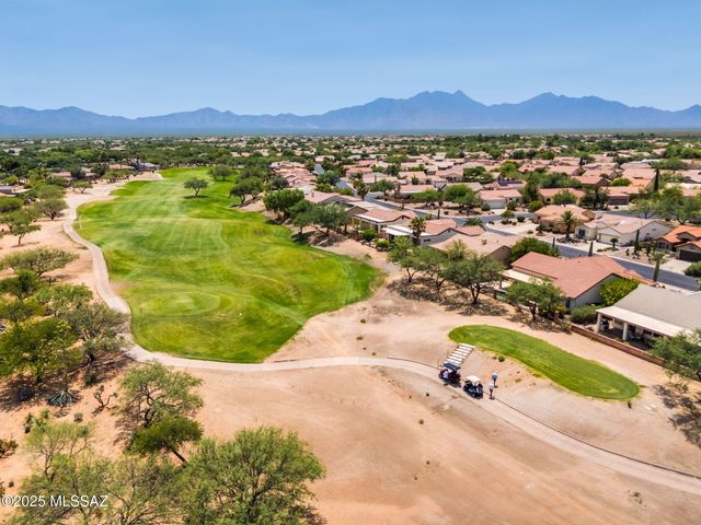 1894 E Longspur Place, Green Valley, AZ 85614