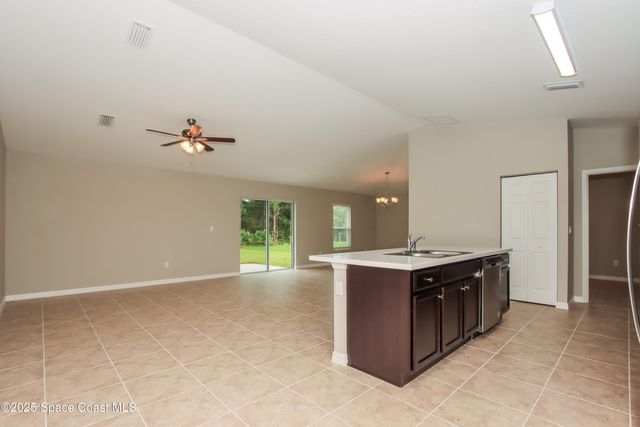 2131 Watkins Road SE, Palm Bay, FL 32909