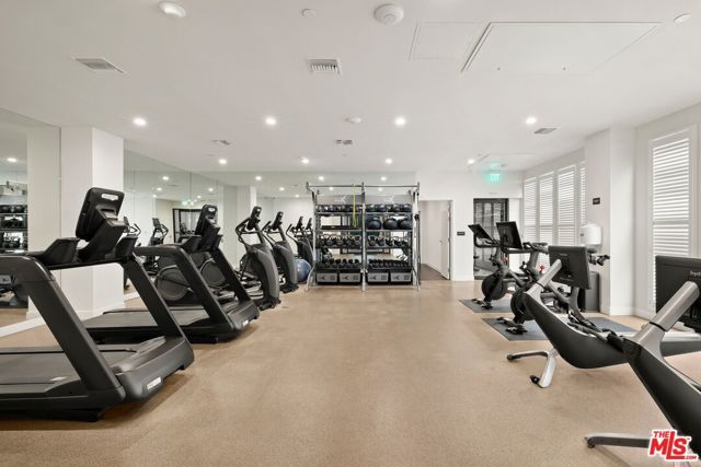 728 N Sweetzer Avenue 402, West Hollywood, CA 90069