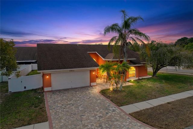 8601 CHADWICK DRIVE, Tampa, FL 33635