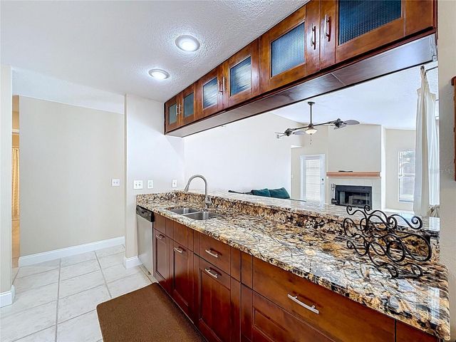 8601 CHADWICK DRIVE, Tampa, FL 33635