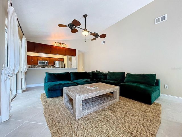 8601 CHADWICK DRIVE, Tampa, FL 33635