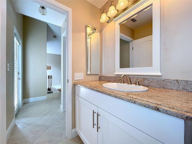 8601 CHADWICK DRIVE, Tampa, FL 33635