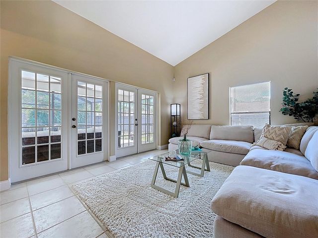 8601 CHADWICK DRIVE, Tampa, FL 33635