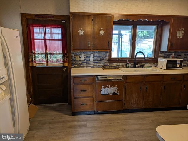 673 S FRONT ST, Steelton, PA 17113