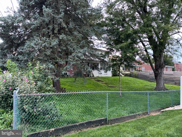 59 S 9TH ST, Columbia, PA 17512