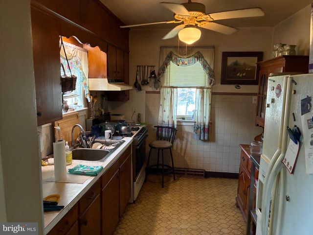 59 S 9TH ST, Columbia, PA 17512