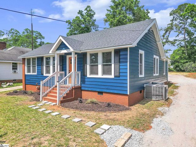 313 Furman Hall Road, Greenville, SC 29609