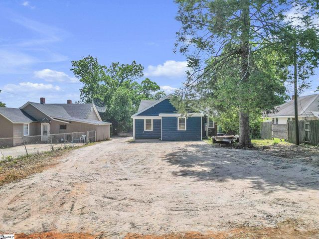 313 Furman Hall Road, Greenville, SC 29609