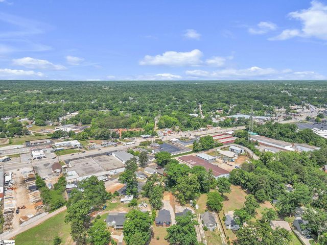 313 Furman Hall Road, Greenville, SC 29609