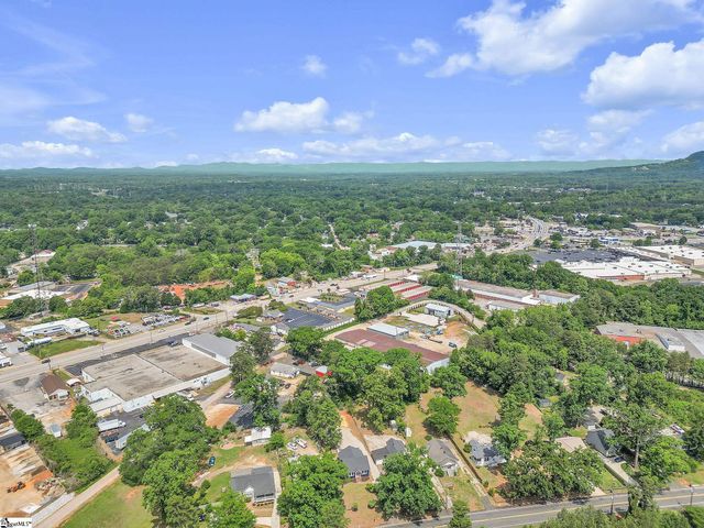 313 Furman Hall Road, Greenville, SC 29609