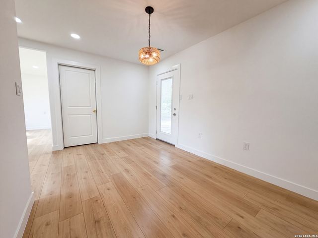 606 E LANGLEY BLVD, Universal City, TX 78148