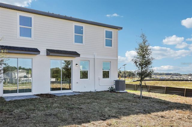 698 MUHLY STREET, Lady Lake, FL 32159