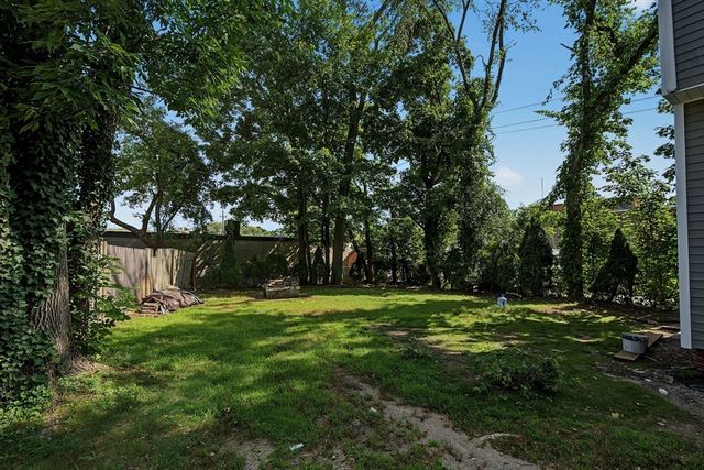 3-R Buttonwood Ter, Attleboro, MA 02703