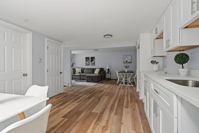 3-R Buttonwood Ter, Attleboro, MA 02703