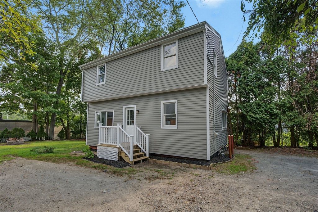 3-R Buttonwood Ter, Attleboro, MA 02703