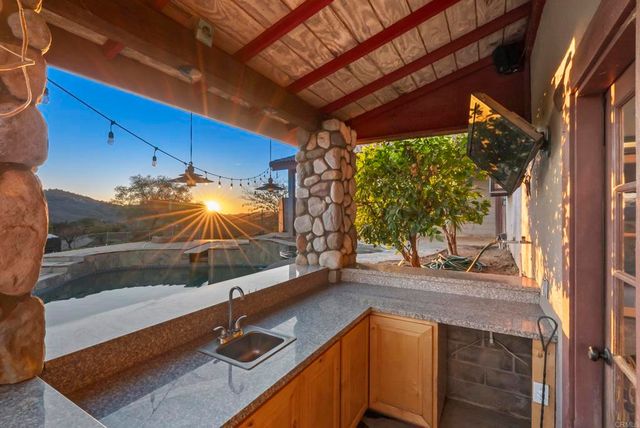 27332 Cool Water Ranch Road, Valley Center, CA 92082
