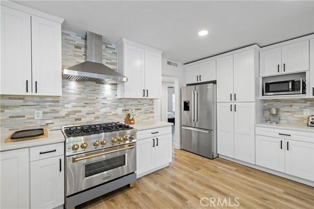 10228 Amestoy, Northridge (los Angeles), CA 91325