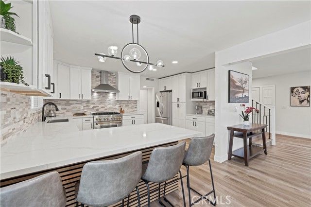 10228 Amestoy, Northridge (los Angeles), CA 91325