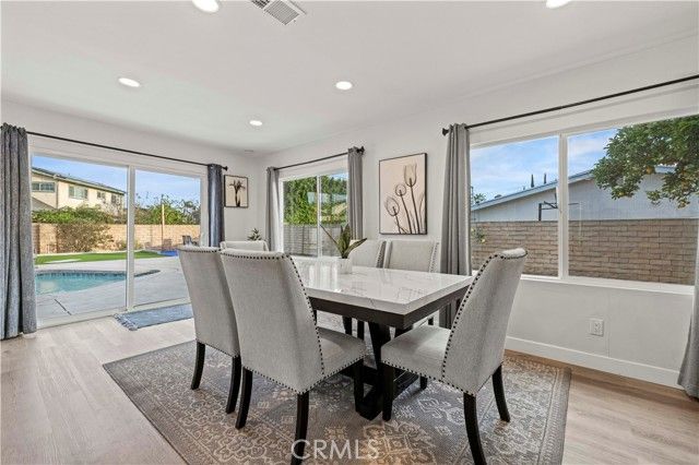 10228 Amestoy, Northridge (los Angeles), CA 91325