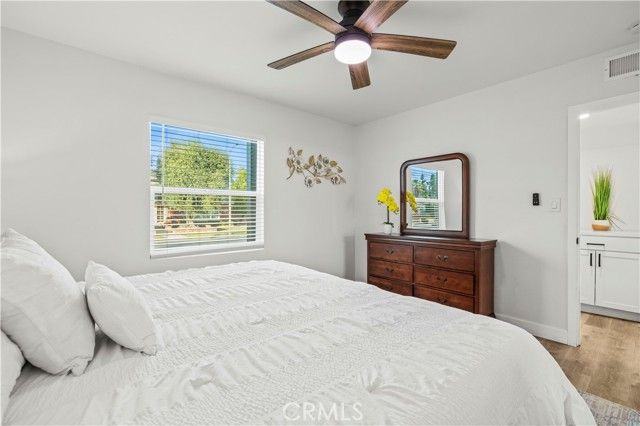 10228 Amestoy, Northridge (los Angeles), CA 91325