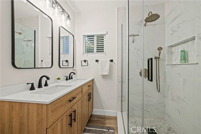 10228 Amestoy, Northridge (los Angeles), CA 91325