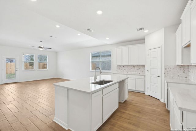 9510 Quail Crest Drive, Schertz, TX 78154