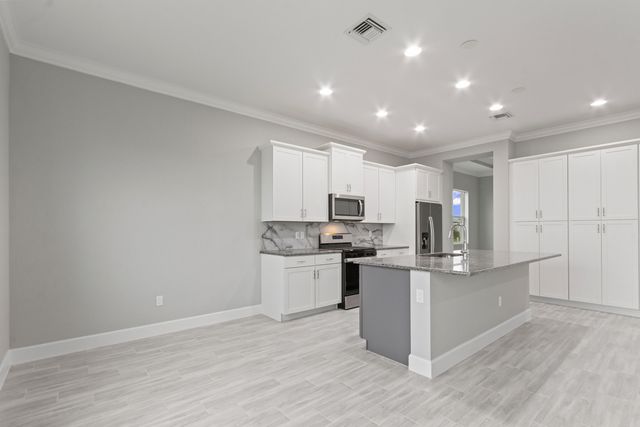 5182 Liberty Lane, Westlake, FL 33470