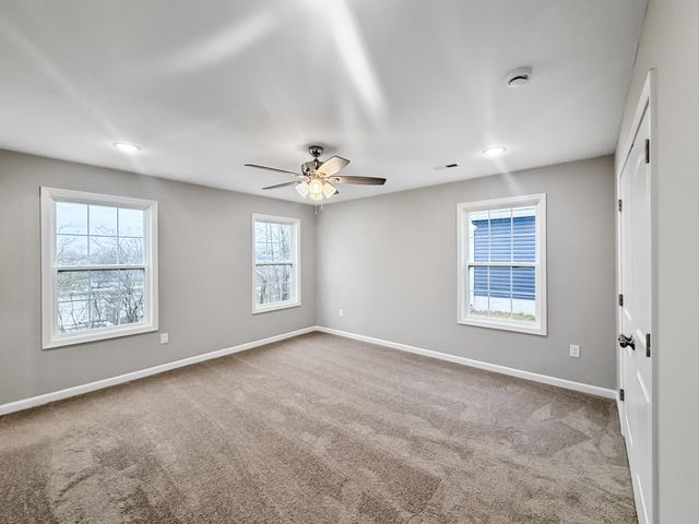 203 Charles Carr Drive, Harrodsburg, KY 40330