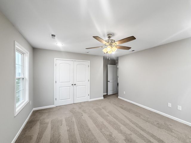 203 Charles Carr Drive, Harrodsburg, KY 40330